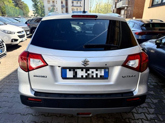 SUZUKI Vitara usata, con Autoradio