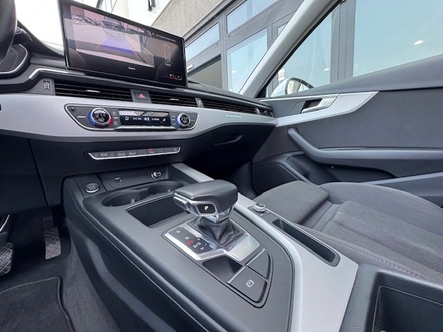 AUDI A4 usata, con Controllo trazione