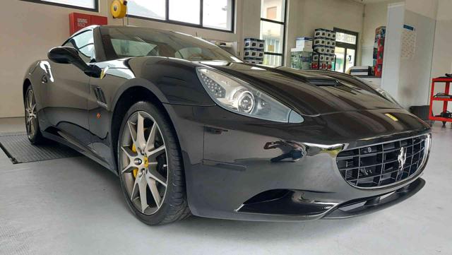 FERRARI California usata, con Climatizzatore automatico, 2 zone