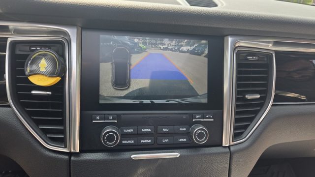 PORSCHE Macan usata, con Sensori di parcheggio anteriori