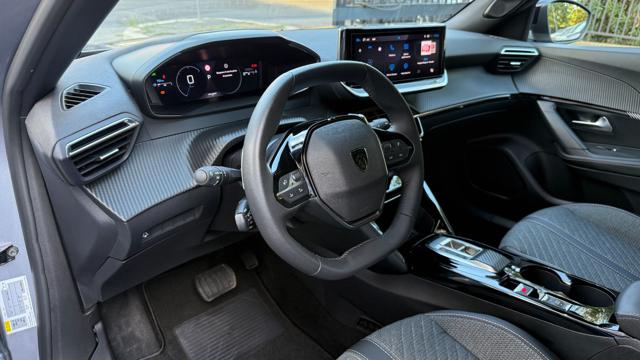 PEUGEOT 2008 usata, con Sistema di navigazione
