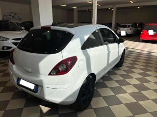 OPEL Corsa usata, con Cerchi in lega
