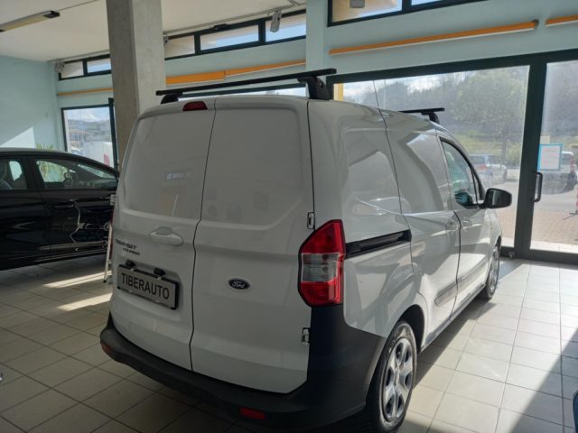 FORD Transit Courier usata, con Autoradio
