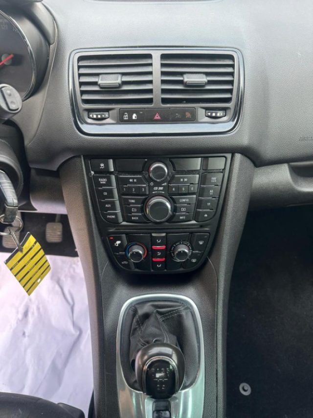 OPEL Meriva usata, con Climatizzatore