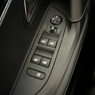 PEUGEOT 2008 usata, con Bracciolo