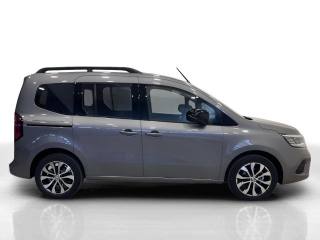RENAULT Kangoo usata, con Servosterzo