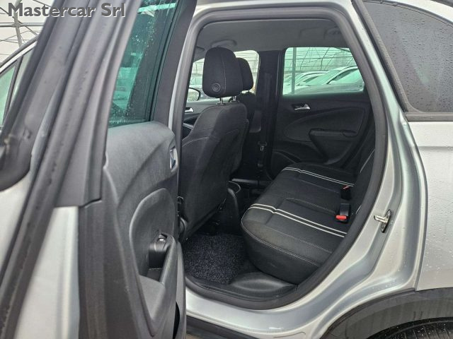 OPEL Crossland usata, con MP3