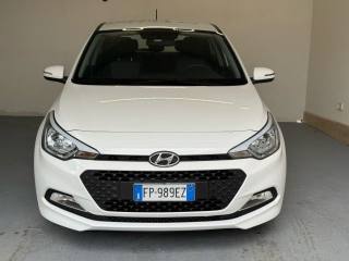 HYUNDAI i20 usata, con Airbag laterali