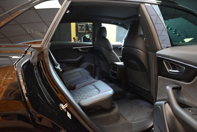 AUDI Q8 usata 111