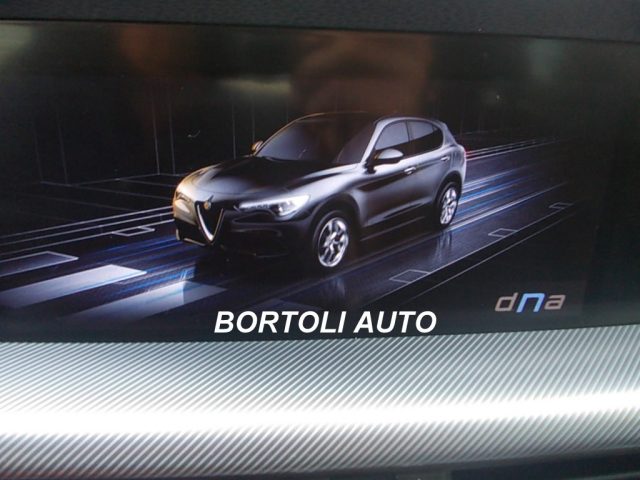 ALFA ROMEO Stelvio usata, con Sensori di parcheggio posteriori