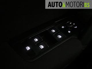 VOLKSWAGEN Tiguan usata, con Sistema di navigazione