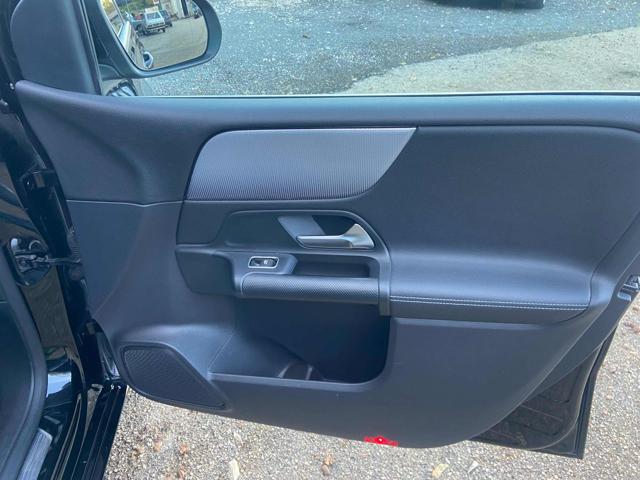 MERCEDES-BENZ B 180 usata, con Chiusura centralizzata