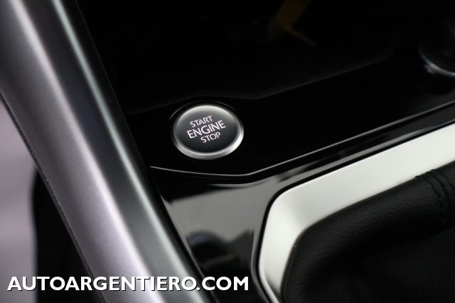 VOLKSWAGEN T-Roc usata, con ESP