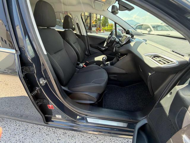 PEUGEOT 208 usata, con Specchietti laterali elettrici