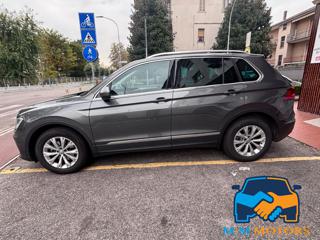 VOLKSWAGEN Tiguan usata, con Airbag