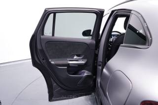 MERCEDES-BENZ GLA 200 usata, con Airbag testa