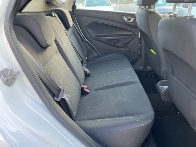 FORD Fiesta usata, con Chiusura centralizzata