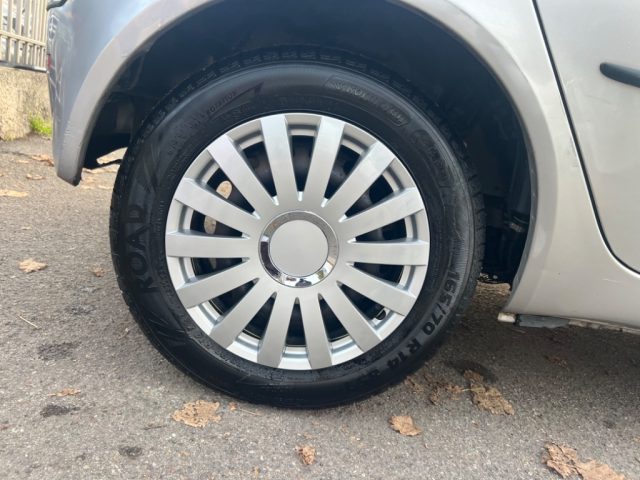 FIAT Punto usata 12