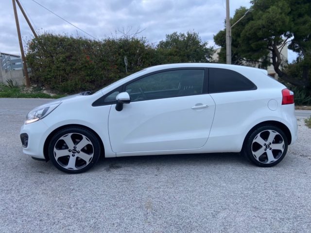 KIA Rio usata, con Airbag laterali