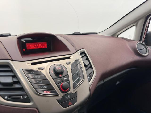 FORD Fiesta usata, con ESP