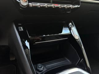 PEUGEOT 208 usata, con Fari LED