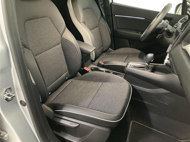 RENAULT Captur usata, con Volante in pelle