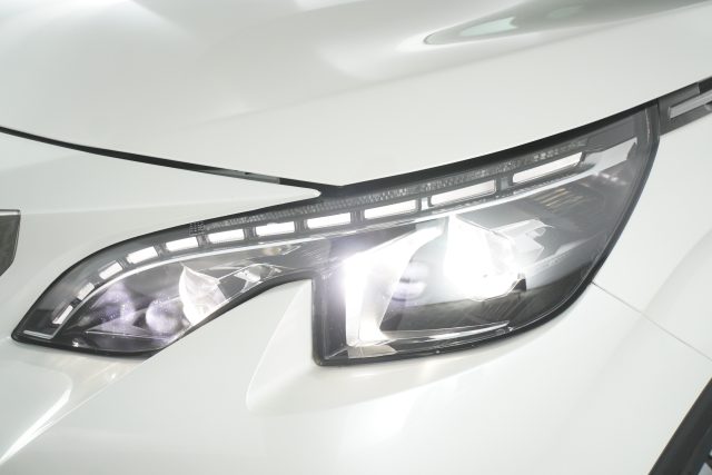 PEUGEOT 3008 usata 7