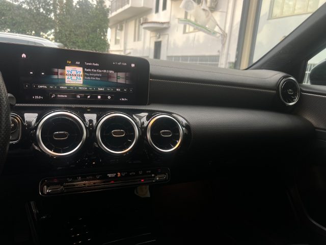 MERCEDES-BENZ A 180 usata, con Volante multifunzione