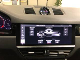 PORSCHE Cayenne usata, con Bracciolo
