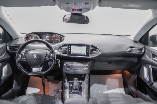 PEUGEOT 308 usata, con Airbag testa