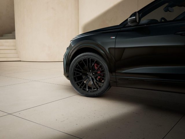 AUDI Q8 usata, con Climatizzatore