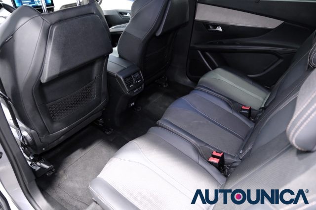 PEUGEOT 5008 usata, con Hill holder
