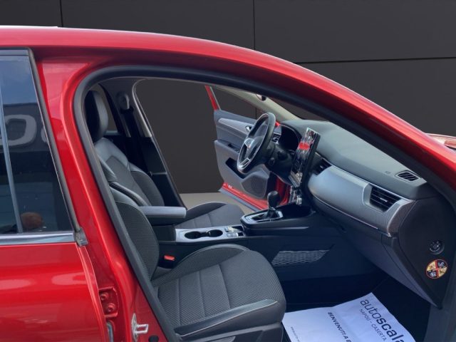 RENAULT Arkana usata, con Bracciolo