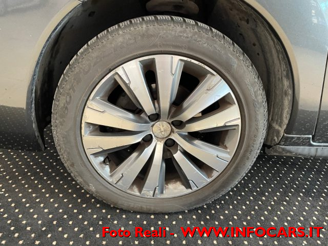 PEUGEOT 3008 usata, con Fendinebbia