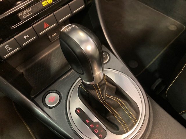 VOLKSWAGEN Maggiolino usata, con Sensori di parcheggio anteriori