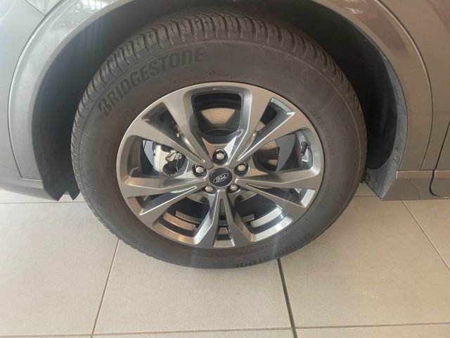 FORD Kuga usata, con Bracciolo