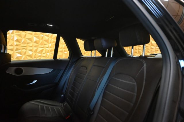 MERCEDES-BENZ GLC 220 usata 219