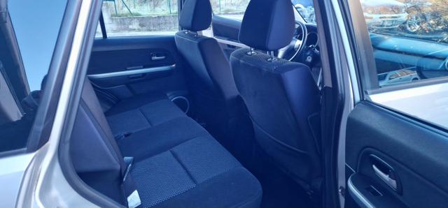 SUZUKI Grand Vitara usata, con Sedile posteriore sdoppiato