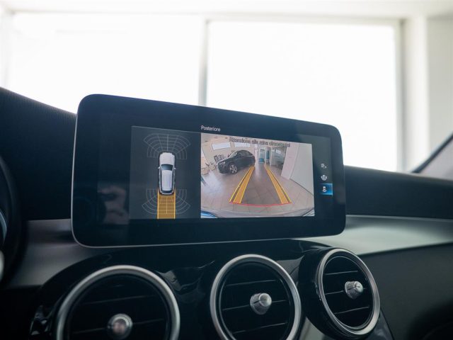 MERCEDES-BENZ GLC 200 usata, con Sedile posteriore sdoppiato