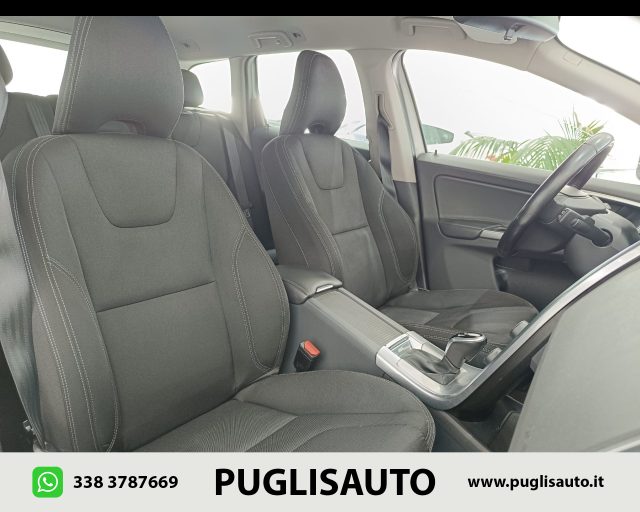 VOLVO XC60 usata, con Sensori di parcheggio posteriori