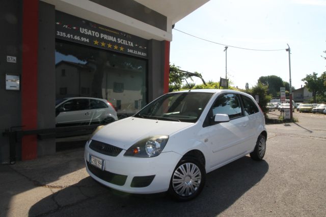 FORD Fiesta usata, con ABS
