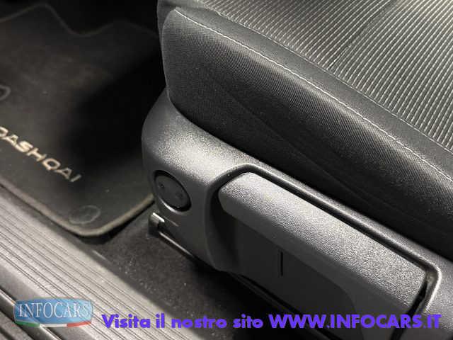 NISSAN Qashqai usata, con Touch screen