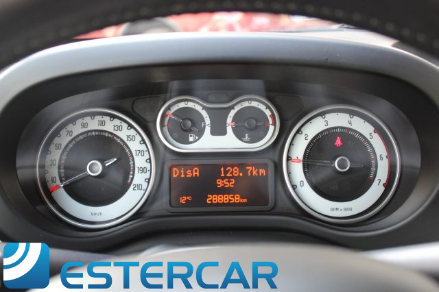 FIAT 500L usata, con Servosterzo