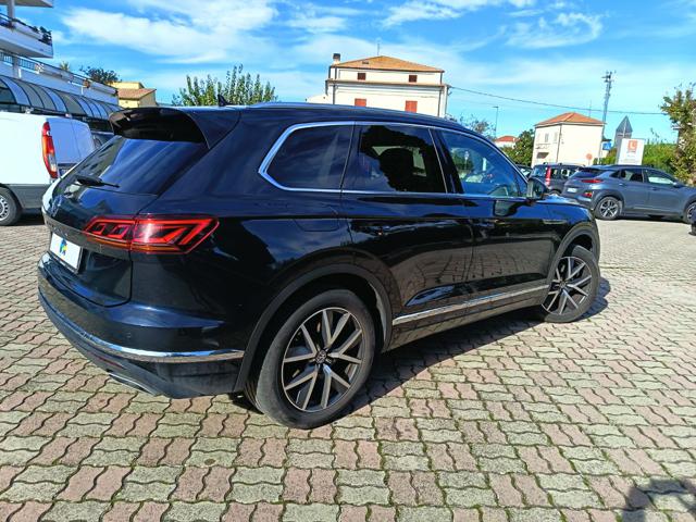 VOLKSWAGEN Touareg usata, con Alzacristalli elettrici