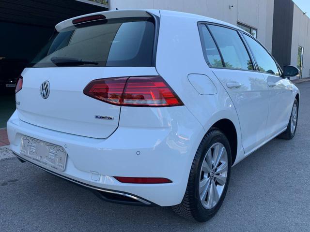 VOLKSWAGEN Golf usata, con Autoradio