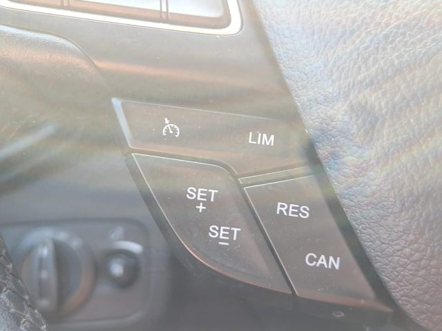 FORD C-Max usata, con Telecamera per parcheggio assistito
