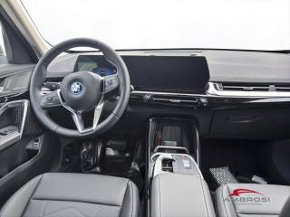 BMW iX1 usata 12