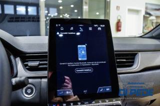 RENAULT Captur usata, con Autoradio digitale