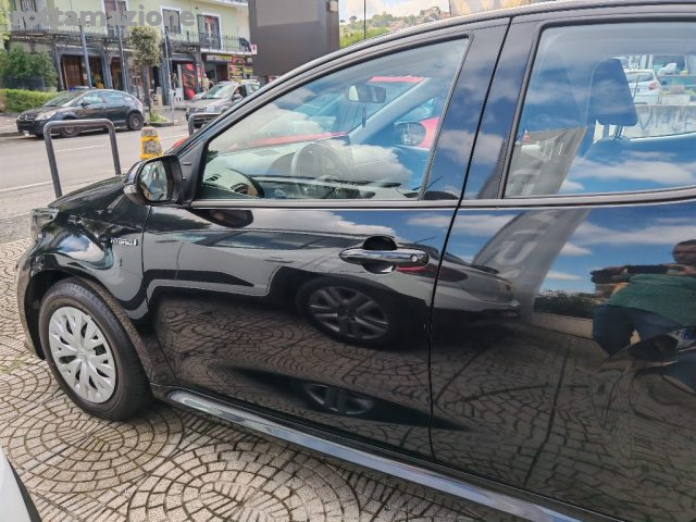 TOYOTA Yaris usata, con Alzacristalli elettrici