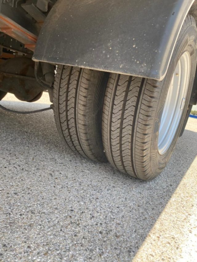 IVECO Daily usata, con Servosterzo